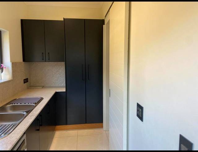 4 BEDROOM HOUSE FOR SALE IN FERNCLIFFE